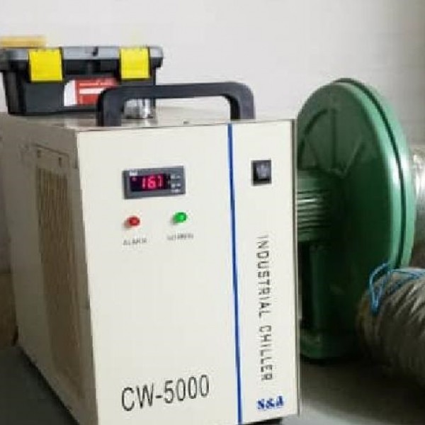 دستگاه برش لیزری