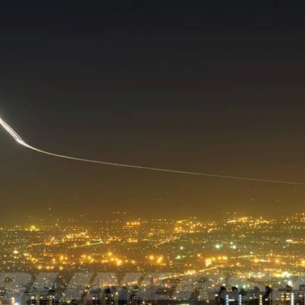 نصاب تابلو بنر فلکس چلنیوم جوشکاری جابجایی