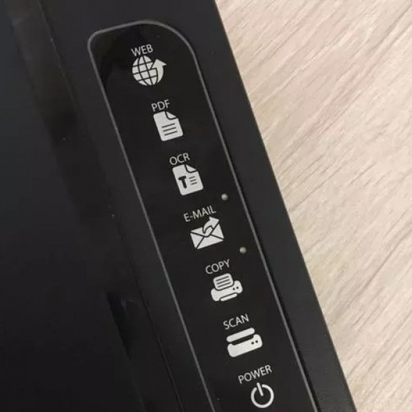 دستگاه اسکنر رومیزی