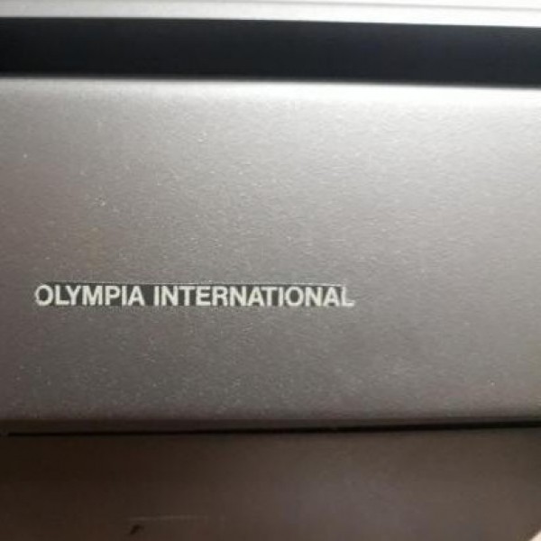 ماشین تایپ دستی