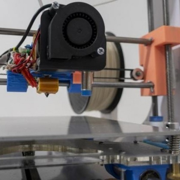 دستگاه پرینتر سه بعدی