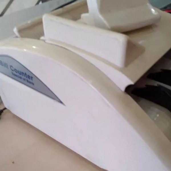 دستگاه پول شمار رومیزی