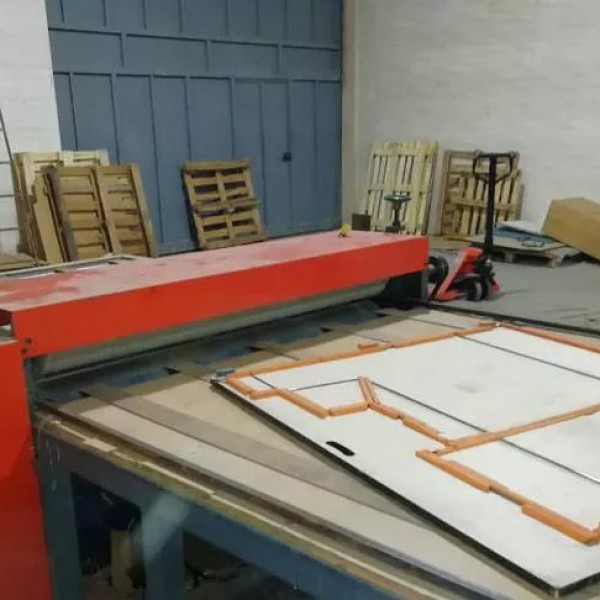 ۳عدد دستگاه خط تولید کارتن سازی