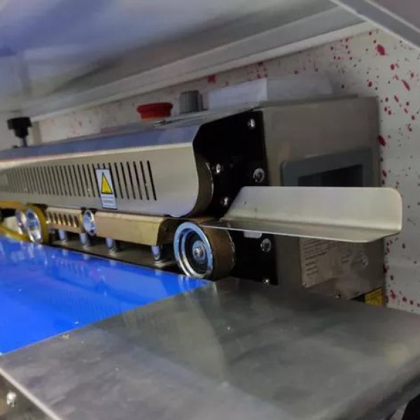 دستگاه دوخت ریلی