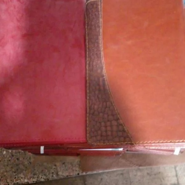 تقویم و سررسید جلد چرمی