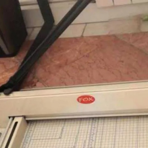 دستگاه برش کاغذ دستی