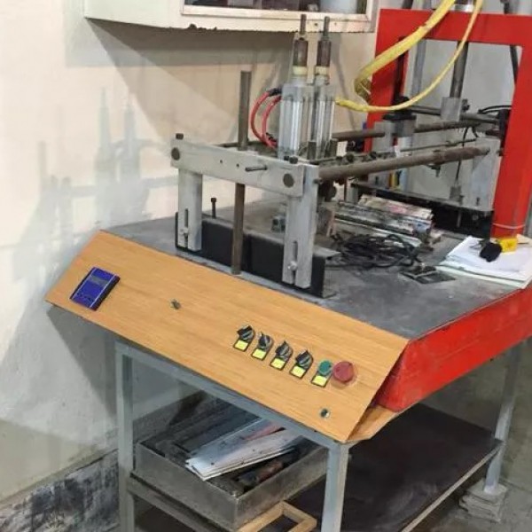 دستگاه چاپ سیلک صنعتی