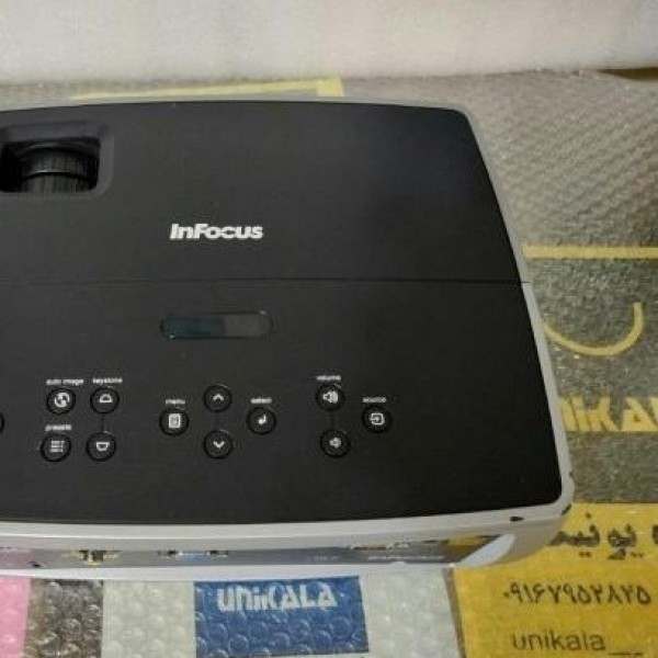 دستگاه ویدئو پروژکتور