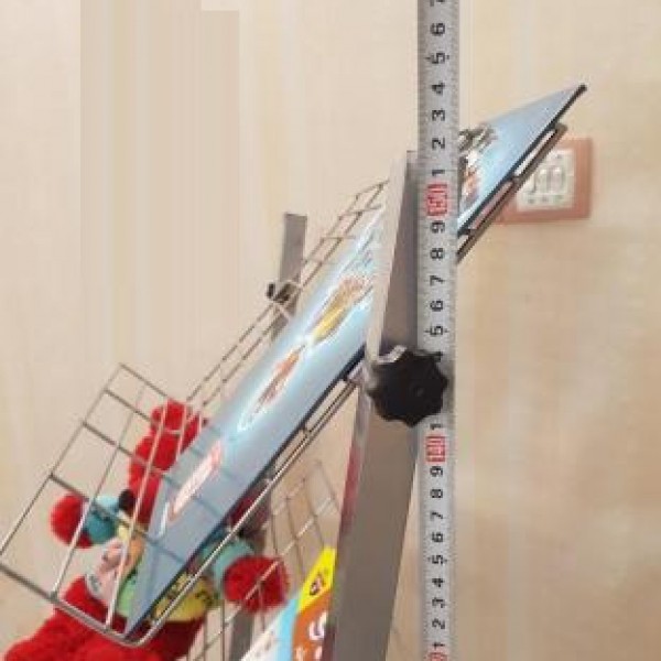 استند کاتالوگ و کتاب