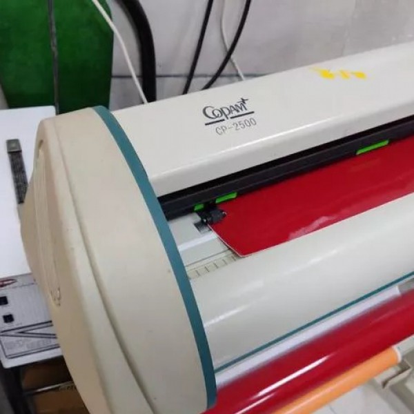 دستگاه کاتر پلاتر شبرنگ