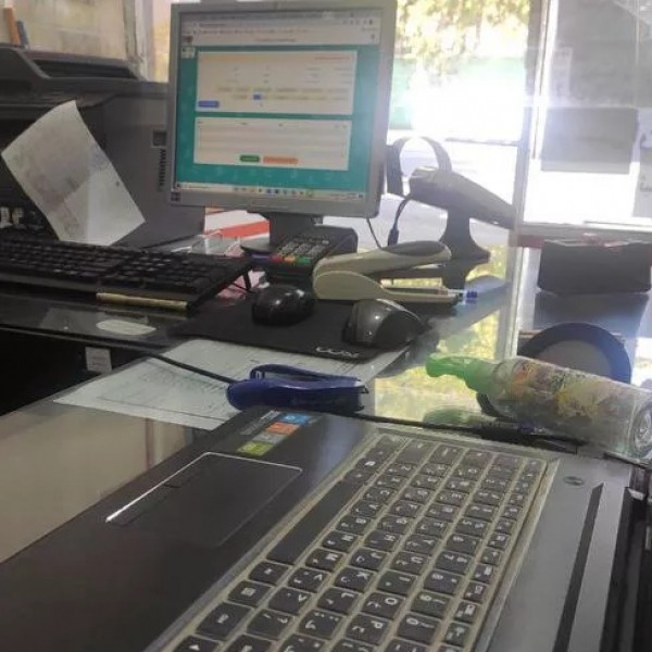 کافی نت و خدمات کامپیوتری