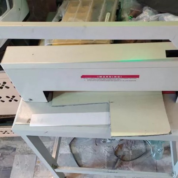 دستگاه برش دستی کاغذ
