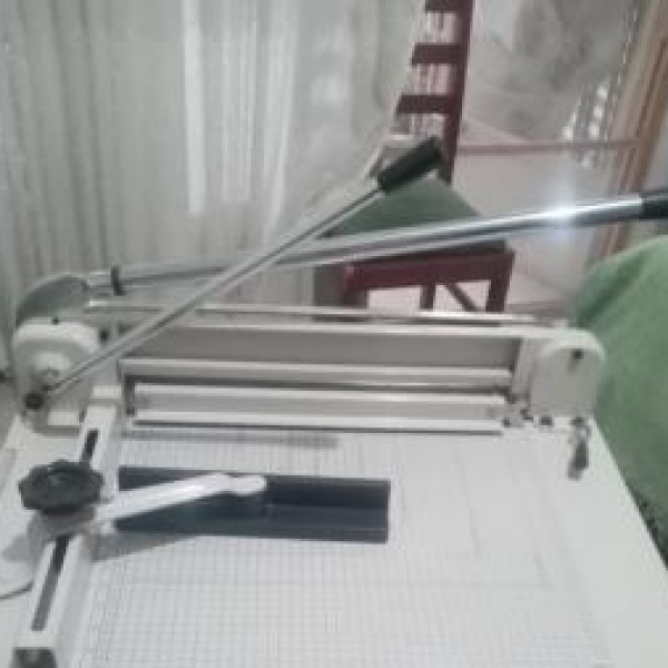 فروش دستگاه برش دستی کاغذ قائم شهر