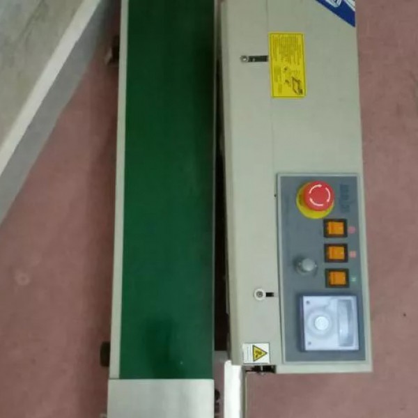 فروش دستگاه دوخت ریلی پلاستیک سهند