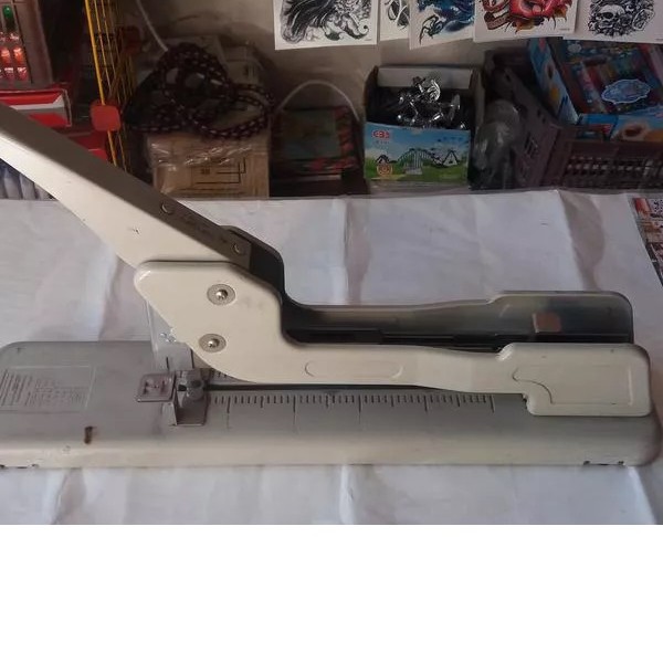 فروش منگنه رومیزی کانگرو مدل HD23L17