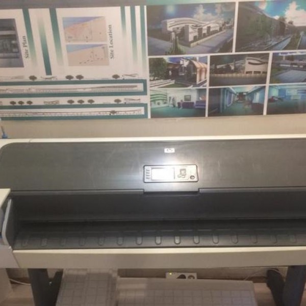 پلاتر HP t610 در حد آکبند