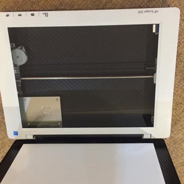 اسکنر HP مدل Scanjet200