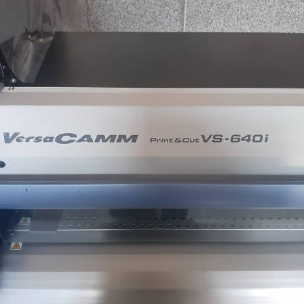 دستگاه رولند vs-640i