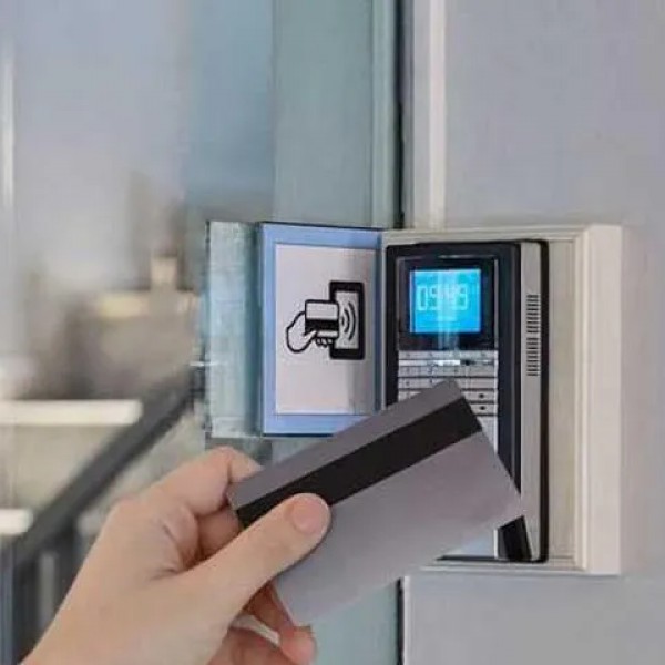 فروش دستگاه حضور غیاب اثر انگشتی قزوین