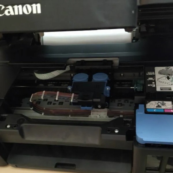 فروش پرینتر سه کاره رنگی کانن G2400 میانه