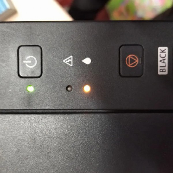 فروش پرینتر سه کاره رنگی کانن G2400 میانه