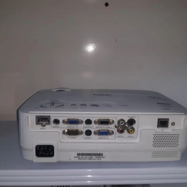فروش ویدیو پروژکتور V300x تبریز