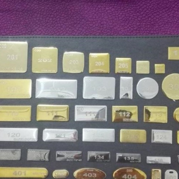 حکاکی و برش لیزری/خدمات چاپ