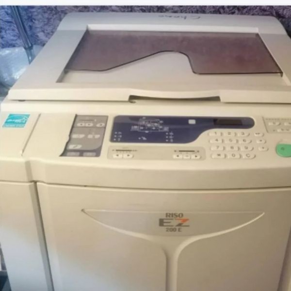 فتوکپی رنگی کونیکا 452 و ریسوگراف EZ200 بروجرد