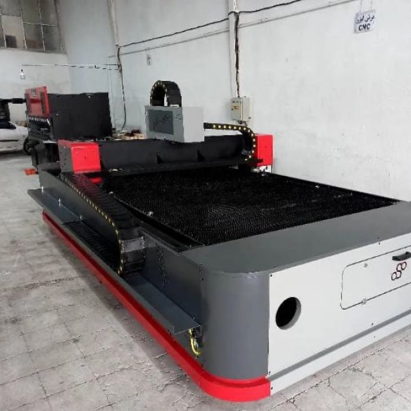 دستگاه برش لیزر فلزات قم