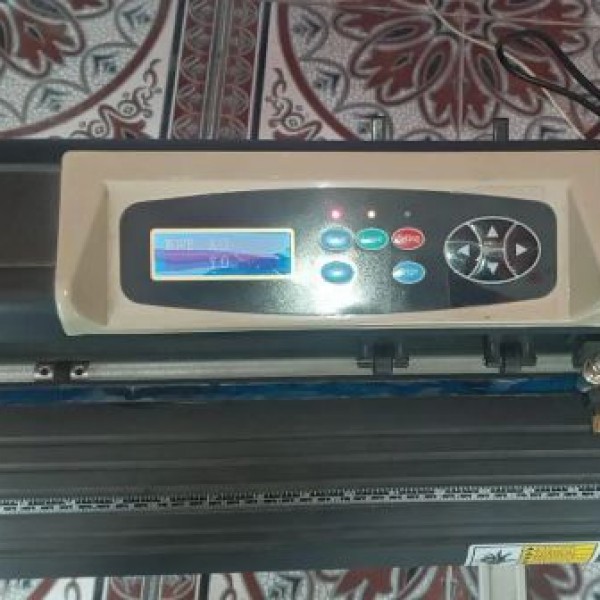 دستگاه کاتر پلاتر برش شبرنگ خوی