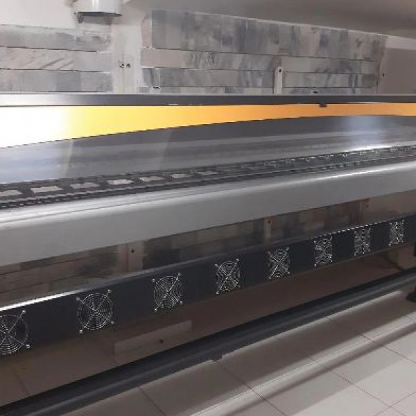 دستگاه چاپ بنر کونیکا ۵۱۲ مشهد