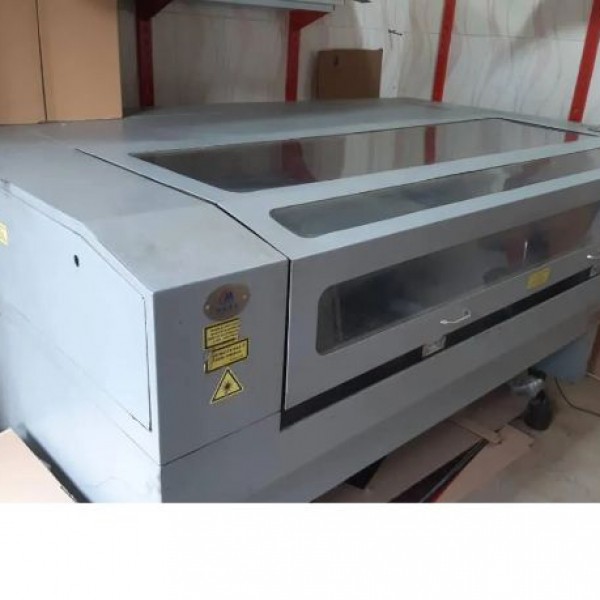 دستگاه لیزر غیرفلزات یومینگ تبریز