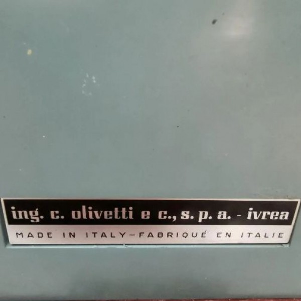 دستگاه تایپ برقی olivetti تهران