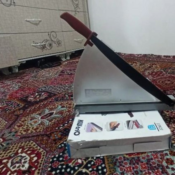 کاتر دستی کاغذ kw-tiro سردشت