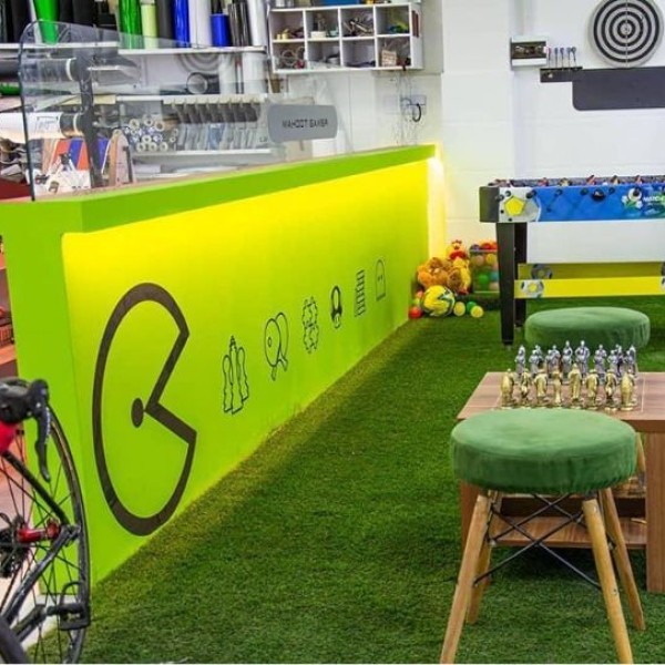 استخدام گرافیست هنری کرمان