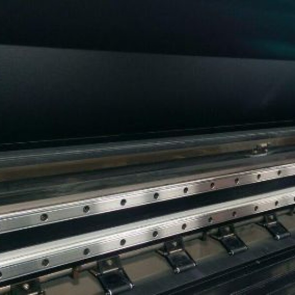 دستگاه بنر 8 هد زار 382 تبریز