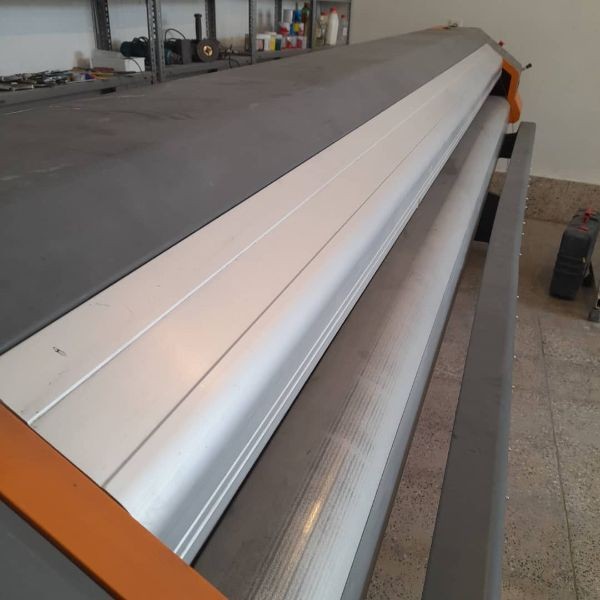 دستگاه بنر دیجیتالی 16هد ماکو