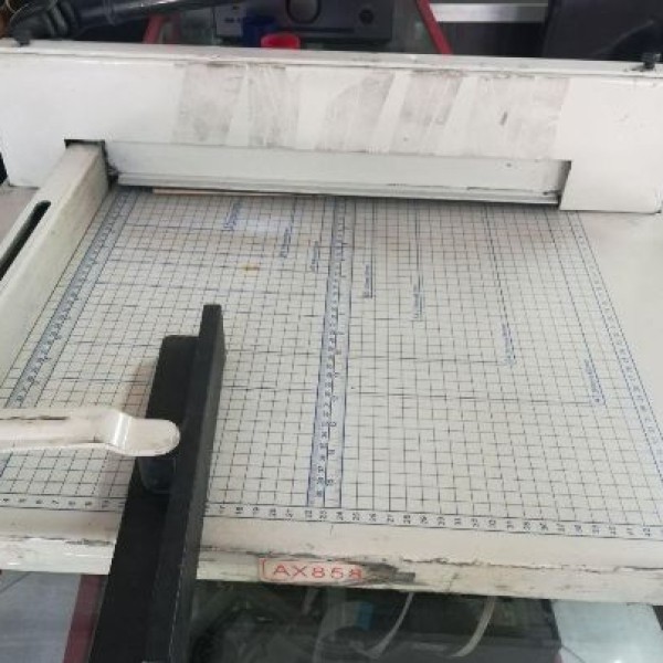 کاتر بزرگ کاغذ تهران