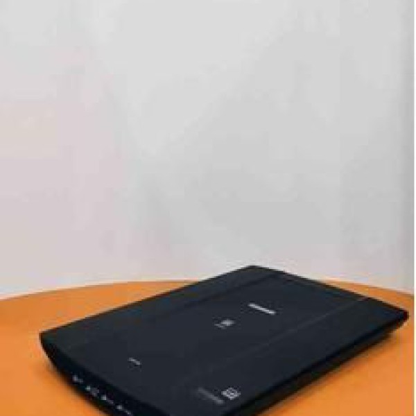 اسکنر رومیزی کانن LiDE 110 زنجان