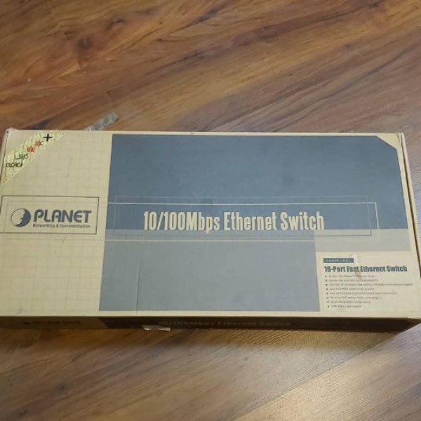 سوئیچ شبکه 16 پورت planet تهران
