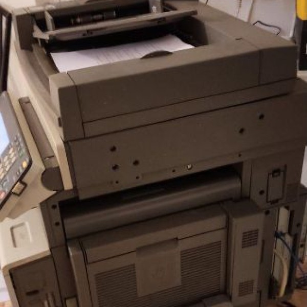 فتوکپی رنگی کونیکا مینولتا گرگان