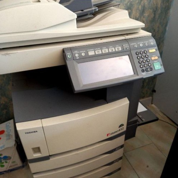 دستگاه فتوکپی۴۵۲ توشیبا فردوس