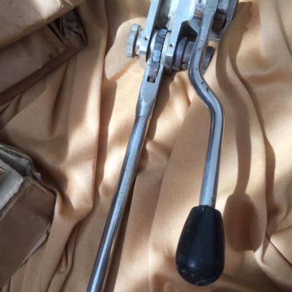 تسمه کش دستی فلزی ایتالیایی تهران