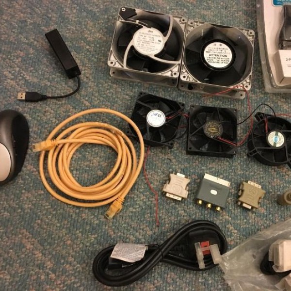 11 عدد فن کامپیوتر اهواز