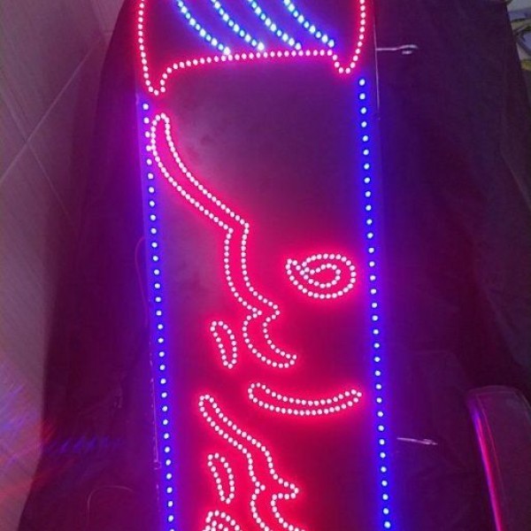 خدمات تابلوسازی led اصفهان