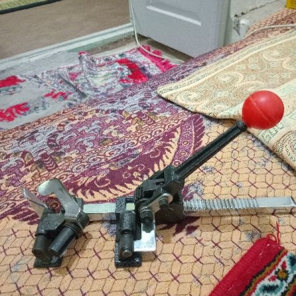 تسمه‌کش وانبر پرچ‌کن