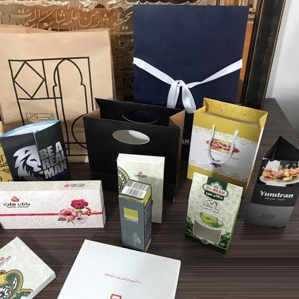 چاپ و طراحی تراکت و...