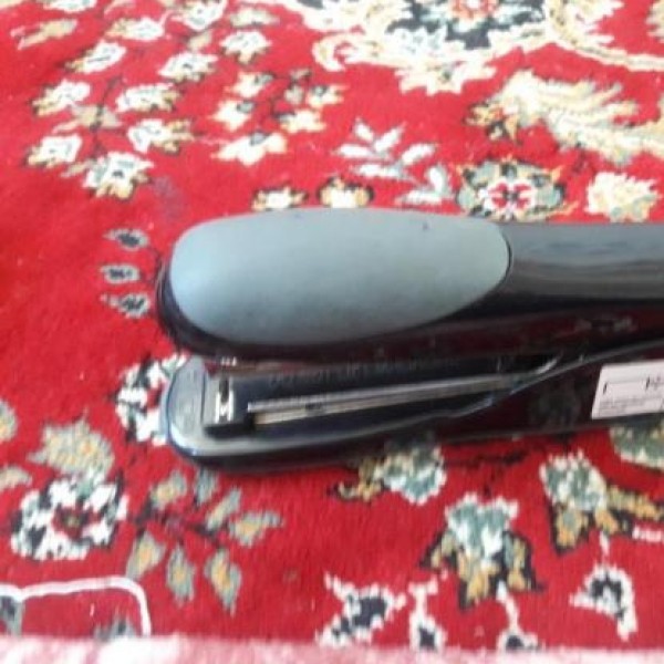 فروش دستگاه منگنه زن