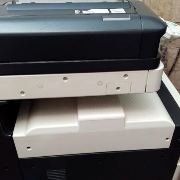 فروش دستگاه فتوکپی رنگی کونیکا مینولتامدل552استوک