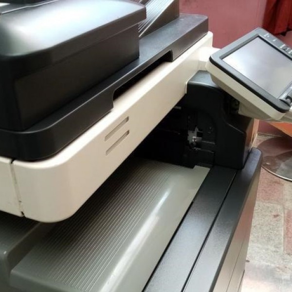 فروش دستگاه فتوکپی رنگی کونیکا مینولتامدل552استوک